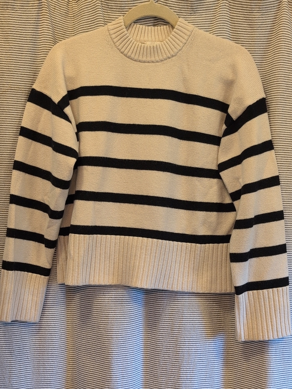 H&M Cream and Black Striped Crewneck Sweater